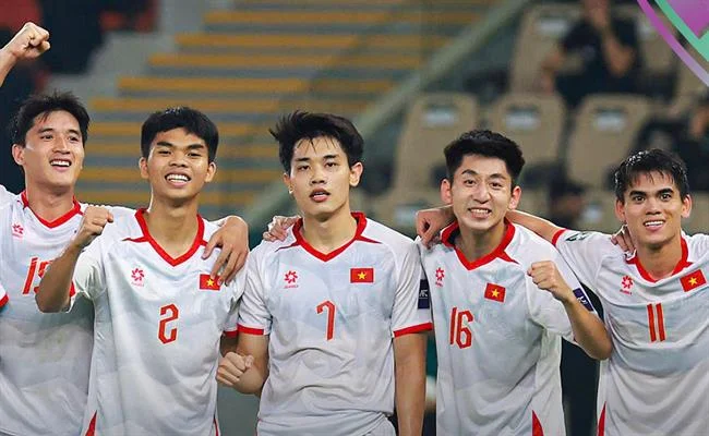 Hình ảnh gà đá Campuchia tại 78be code
